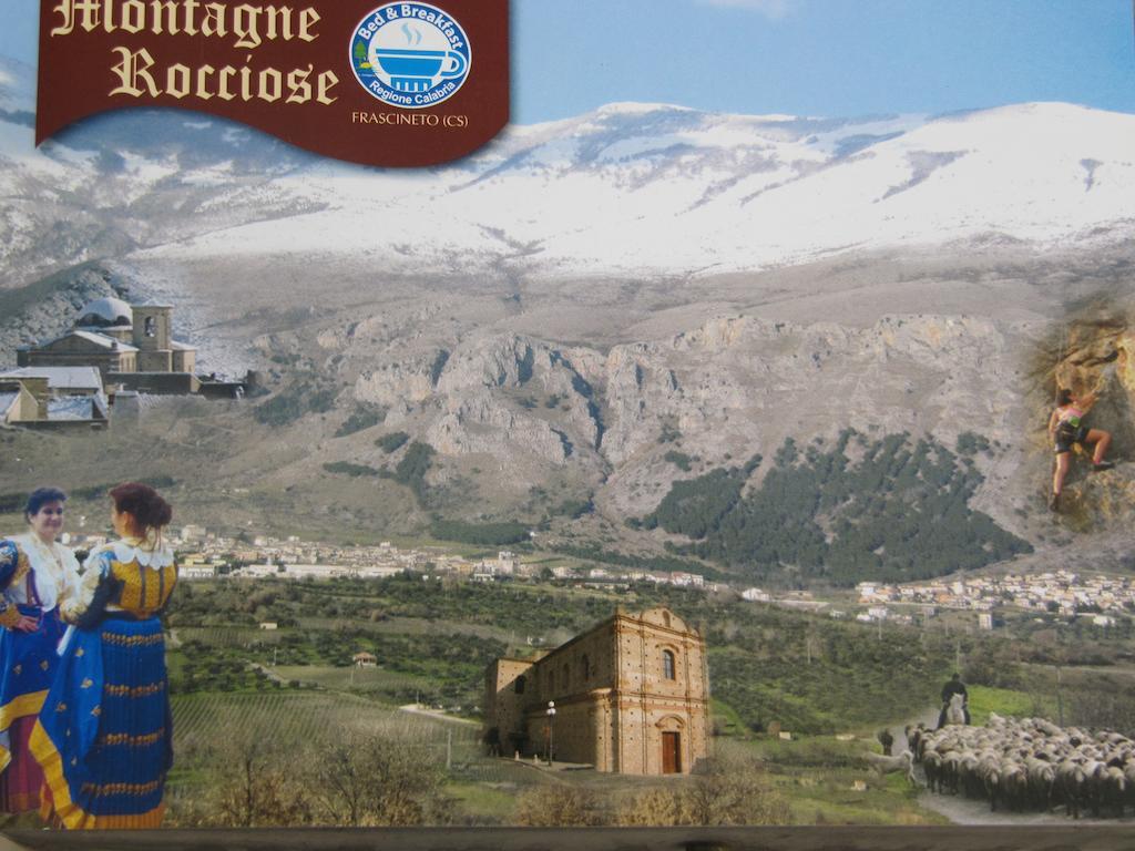 Montagne Rocciose Panzió Frascineto Kültér fotó