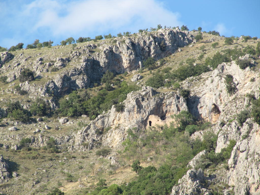 Montagne Rocciose Panzió Frascineto Kültér fotó
